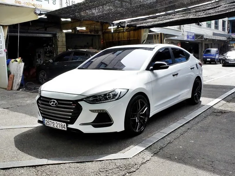 Hyundai AVANTE