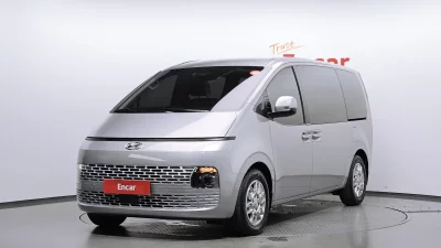 Hyundai Staria