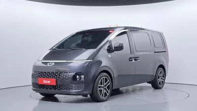 Hyundai Staria
