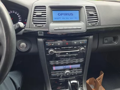 Kia OPIRUS