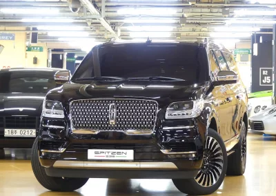 Lincoln NAVIGATOR
