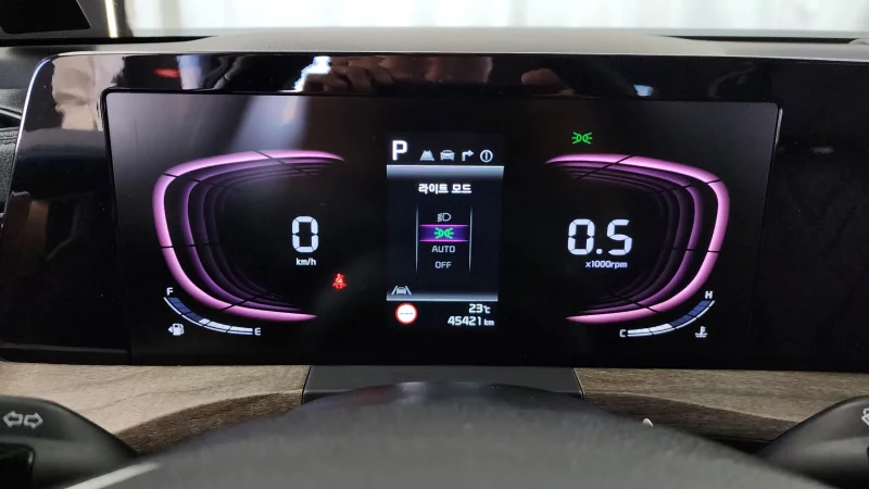 Kia K8