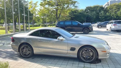Mercedes-Benz SL-Class