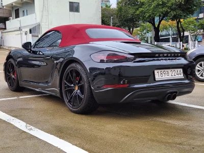 Porsche 718