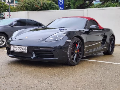 Porsche 718