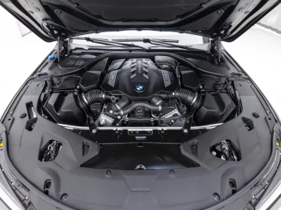 BMW 8-Series