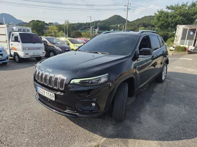Jeep CHEROKEE