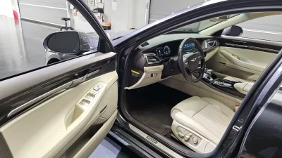 Genesis EQ900