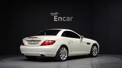 Mercedes-Benz SLK-Class