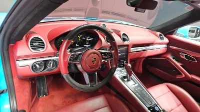 Porsche 718