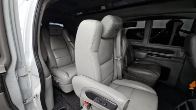 Chevrolet Express Van