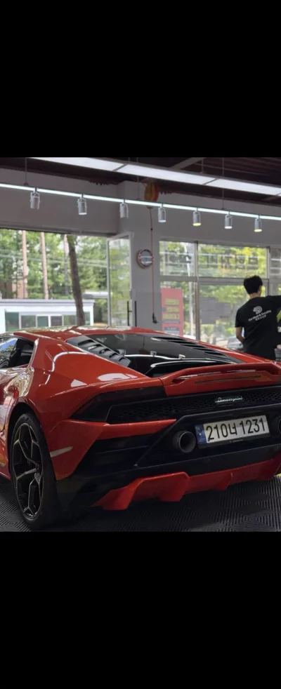 Lamborghini HURACAN