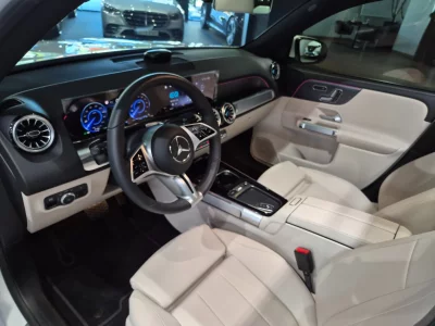 Mercedes-Benz EQB