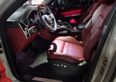 Porsche CAYENNE