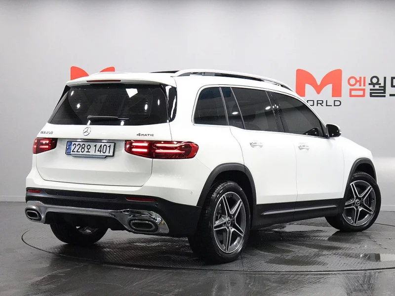 Mercedes-Benz GLB-Class