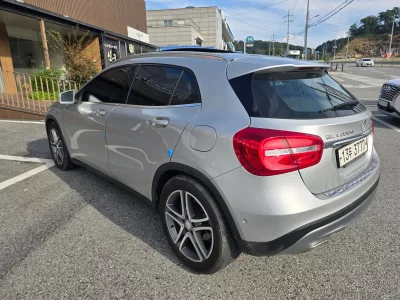 Mercedes-Benz GLA-Class
