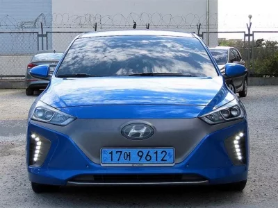 Hyundai Ioniq