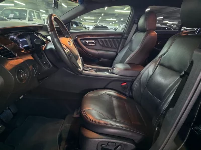 Ford TAURUS