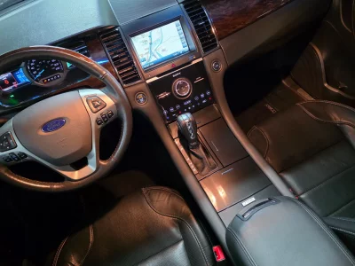 Ford TAURUS