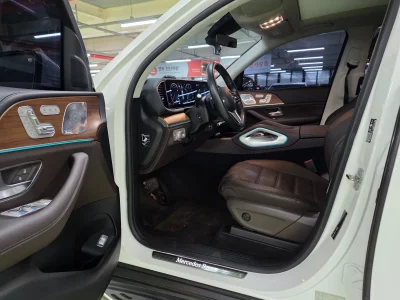 Mercedes-Benz GLE-Class