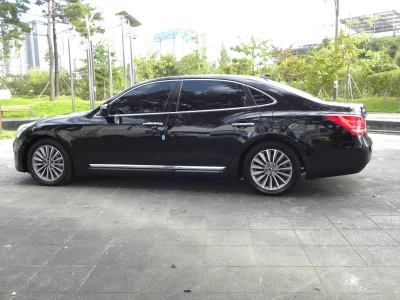 Hyundai Equus