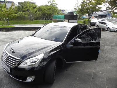 Hyundai Equus