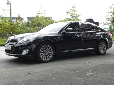 Hyundai Equus