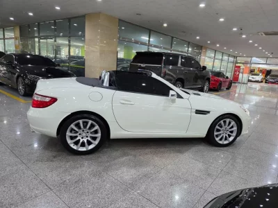 Mercedes-Benz SLK-Class