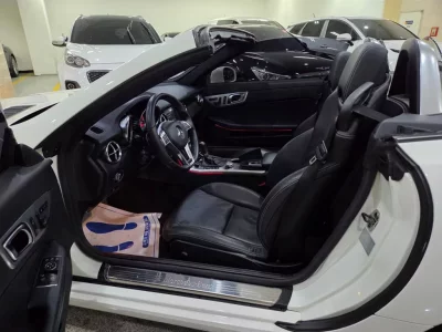 Mercedes-Benz SLK-Class