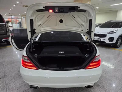 Mercedes-Benz SLK-Class