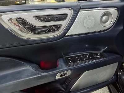 Lincoln CONTINENTAL