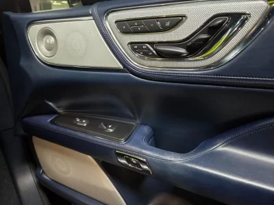 Lincoln CONTINENTAL