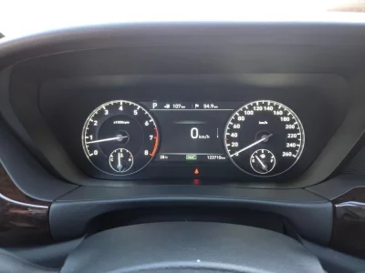 Genesis EQ900