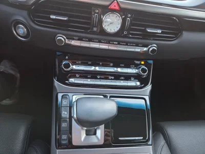 Genesis EQ900