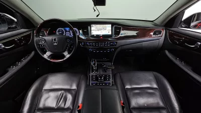 Hyundai Equus