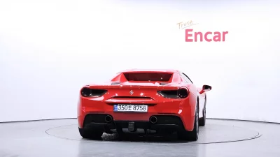 Ferrari 488
