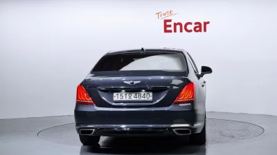 Genesis EQ900