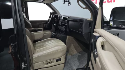 Chevrolet Express Van