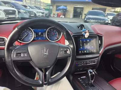 Maserati GHIBLI