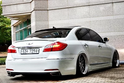 Hyundai Genesis