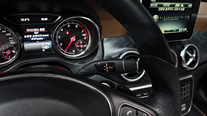 Mercedes-Benz GLA-Class