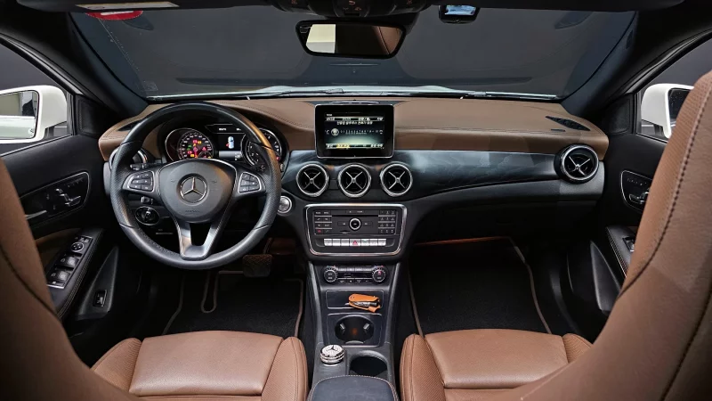 Mercedes-Benz GLA-Class