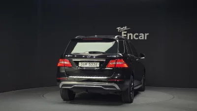Mercedes-Benz M-class