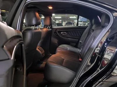 Ford TAURUS