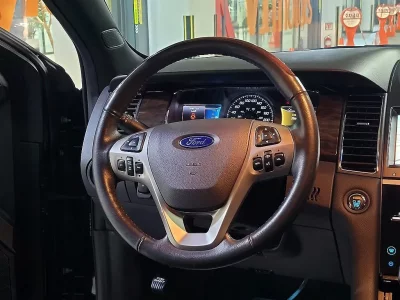 Ford TAURUS