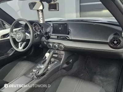 Mazda MX-5 Miata