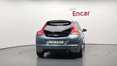 Volvo C30