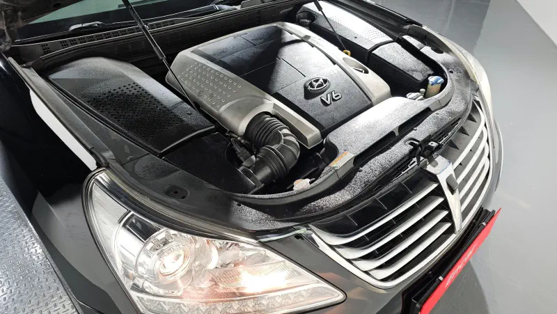 Hyundai Equus