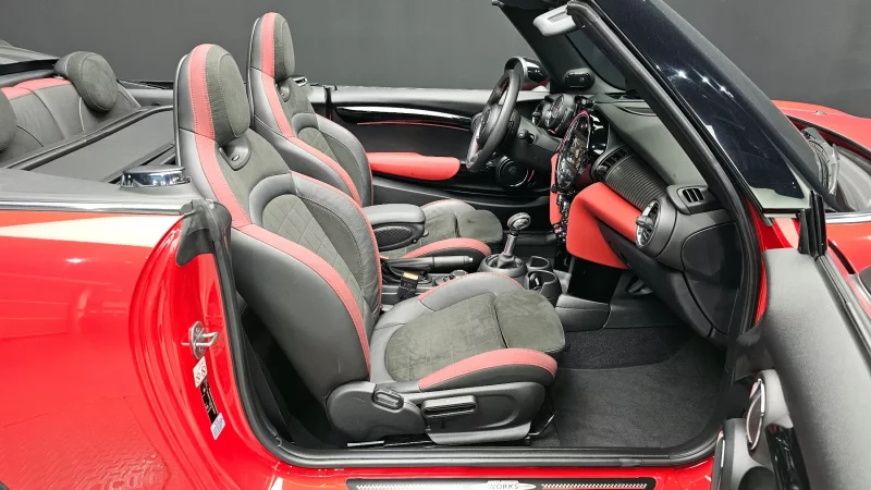 MINI Cooper Convertible