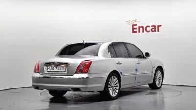 Kia OPIRUS